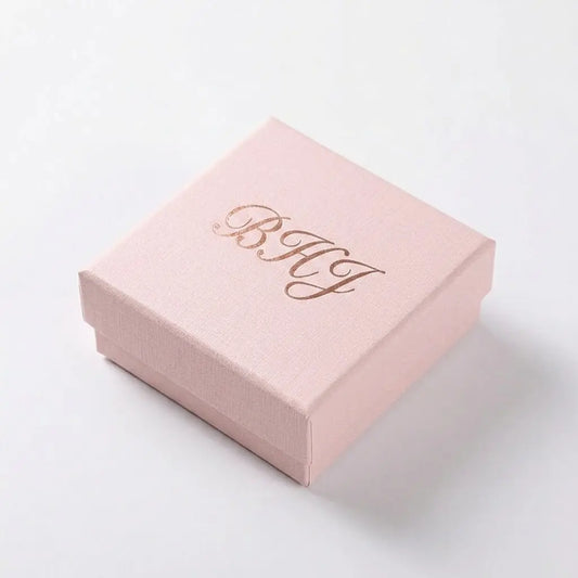 Sim, embrulhe a minha encomenda como presente ByHeartJewelry