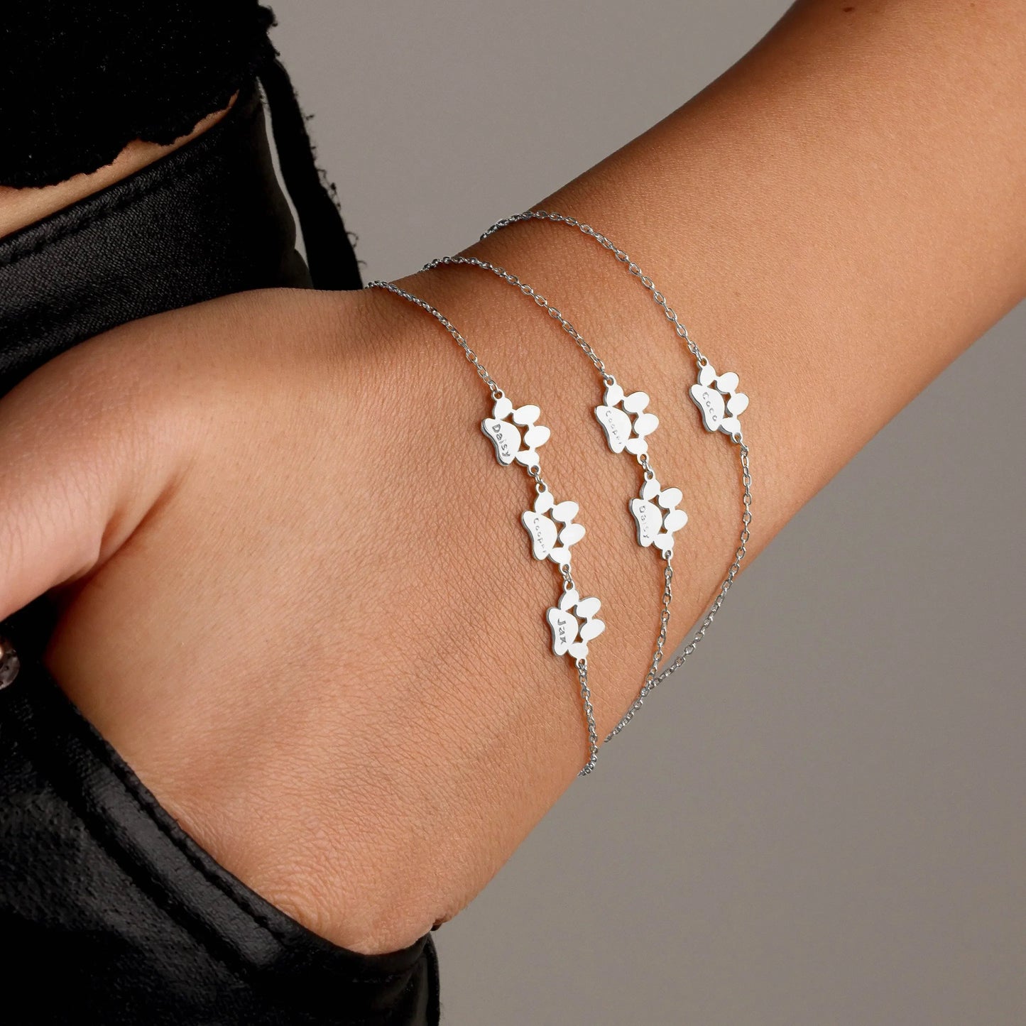 Custom Paw Name Bracelet - Gold / 5