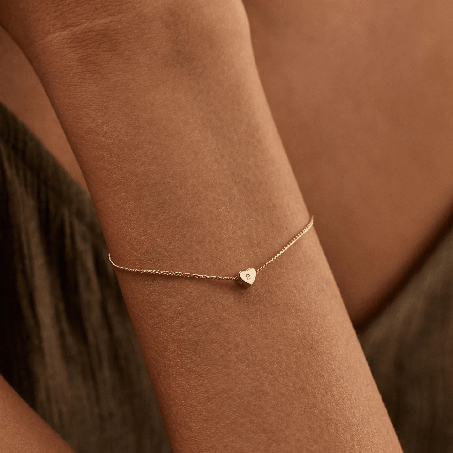Custom Heart Initial Bracelet - Gold / 5