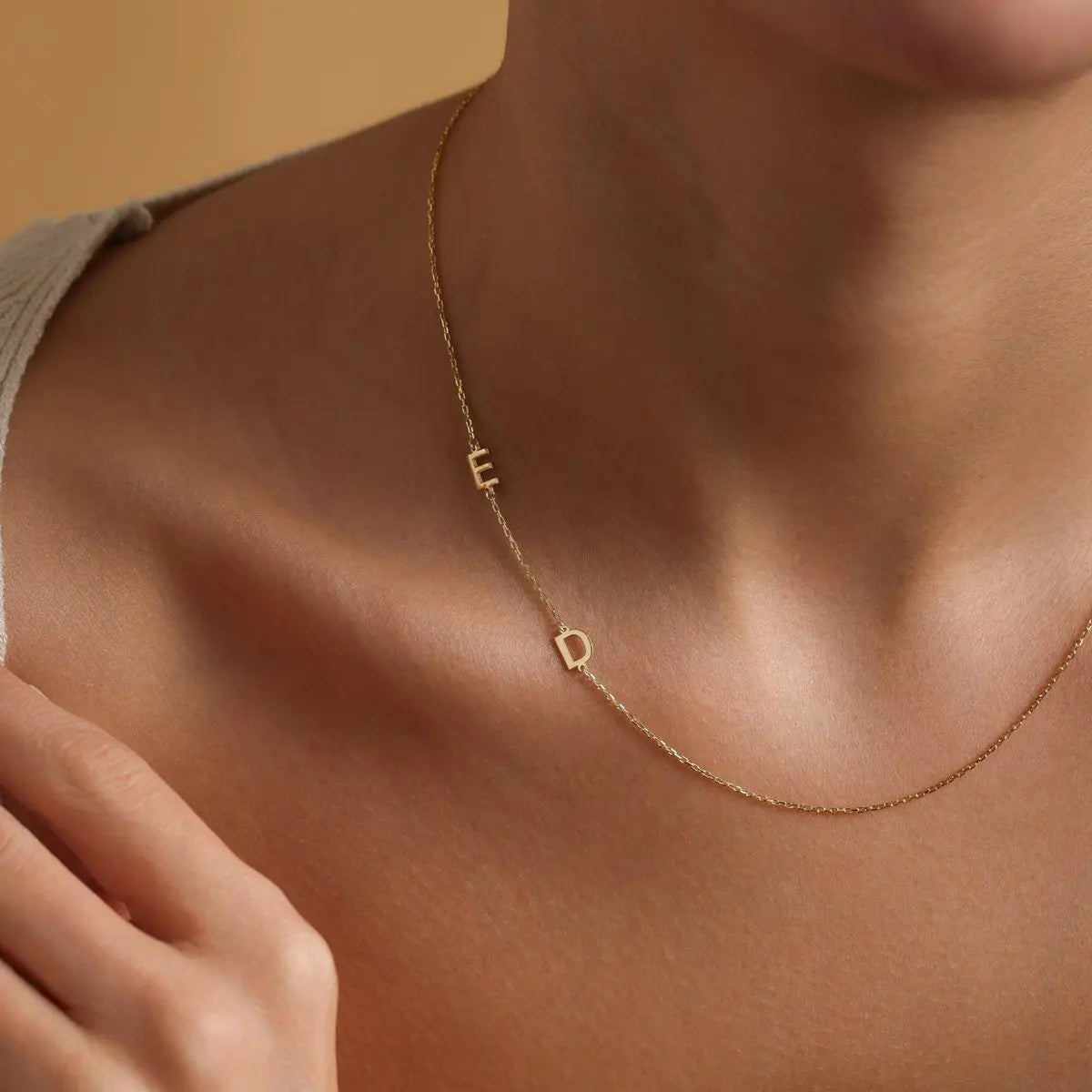 Κολιέ με Πλαϊνά Αρχικά Φωτογραφικό Κόσμημα