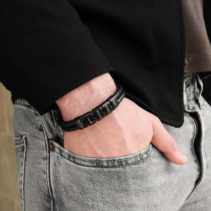 Leather Bracelet with Engraved Beads - L (23cm) / 1