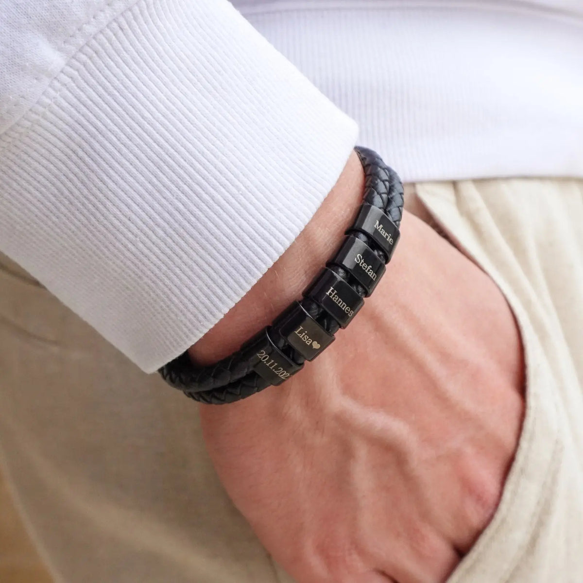 Leather Bracelet with Engraved Beads - M - Standard Size (21cm) / 5 [+€12]