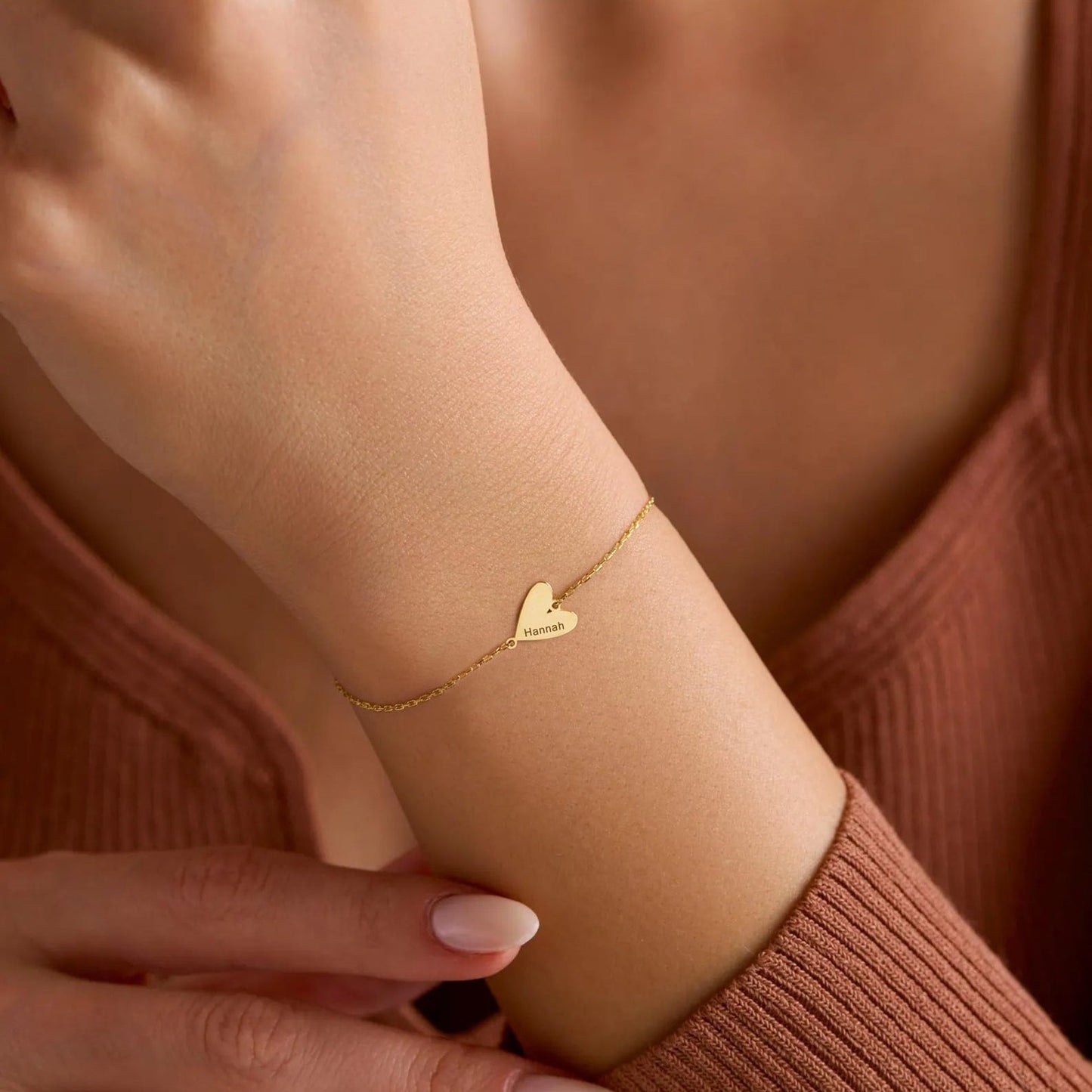 Custom Engraved Heart Bracelet - Gold / 4